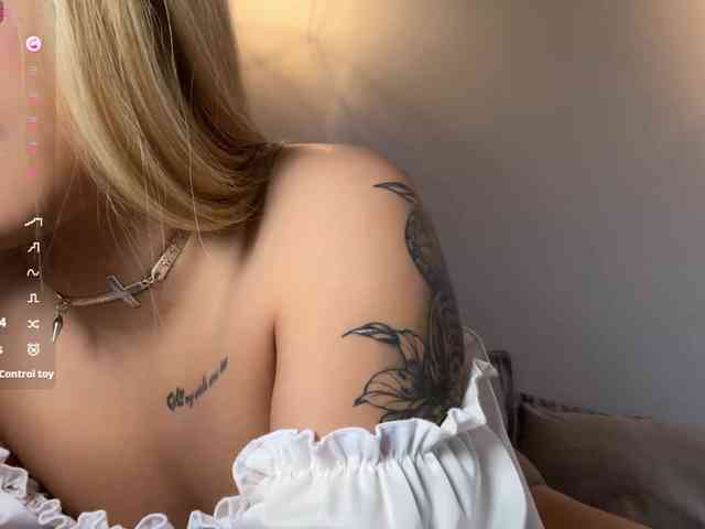 ConchitaLiberti webcam