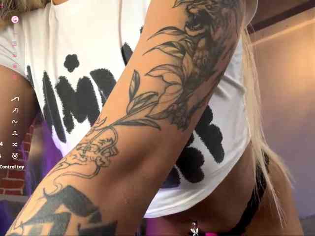 ConchitaLiberti webcam