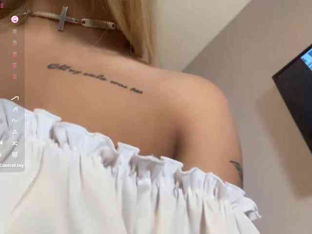 ConchitaLiberti webcam