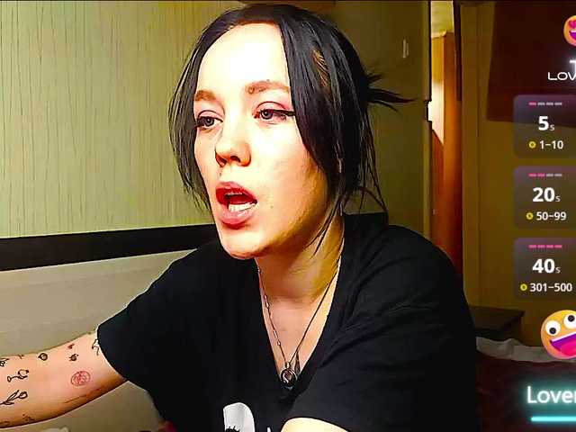 JennyRass's BongaCams show and profile