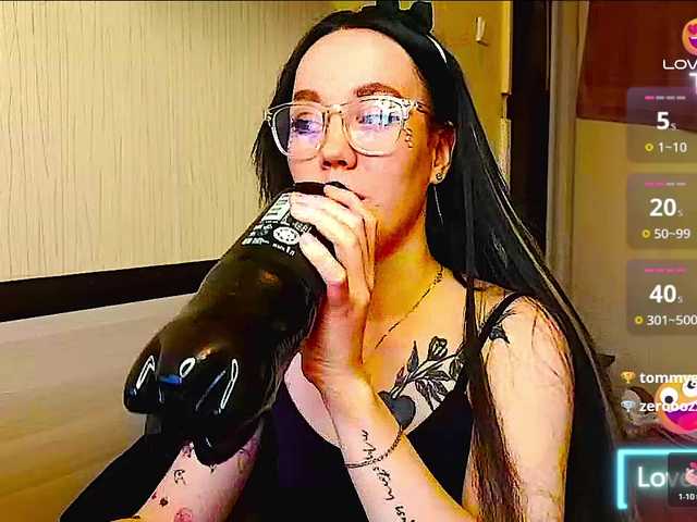 JennyRass's BongaCams show and profile