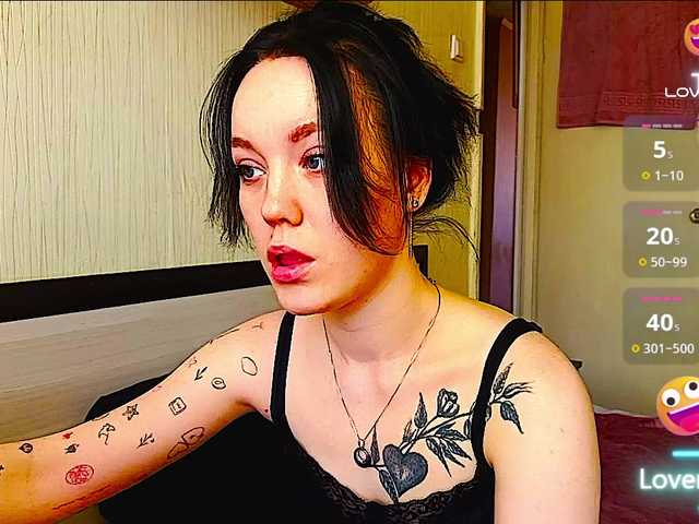 JennyRass's BongaCams show and profile