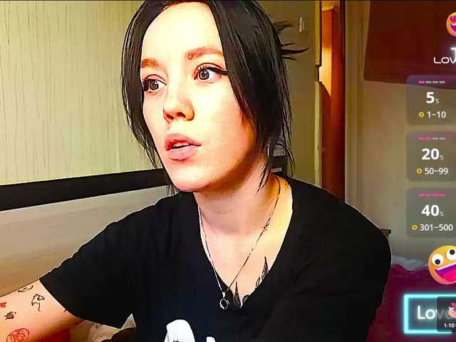 JennyRass's BongaCams show and profile