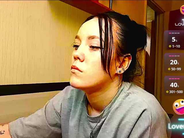 JennyRass's BongaCams show and profile