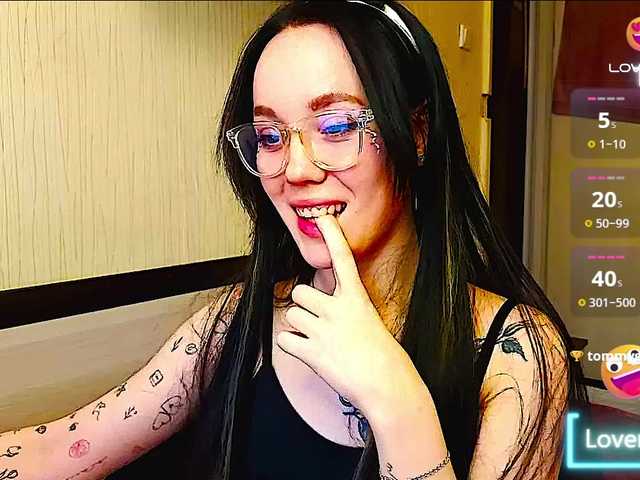 JennyRass's BongaCams show and profile