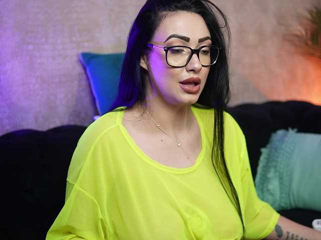 NataliaOcean's BongaCams show and profile