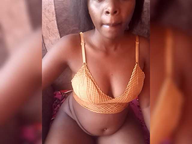 sweetberry18 – webcam model profile photo