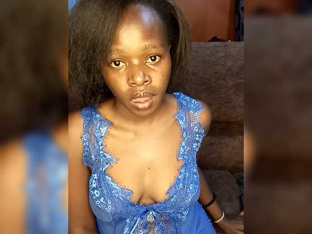 sweetberry18 – webcam model profile photo