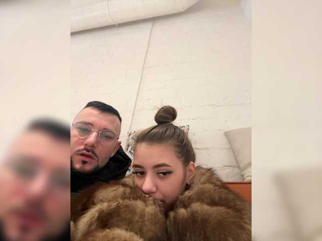 DS888 – webcam model profile photo