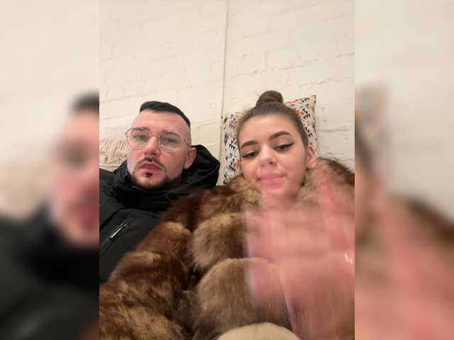 DS888 – webcam model profile photo