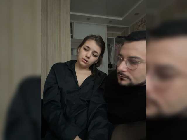 DS888 – webcam model profile photo