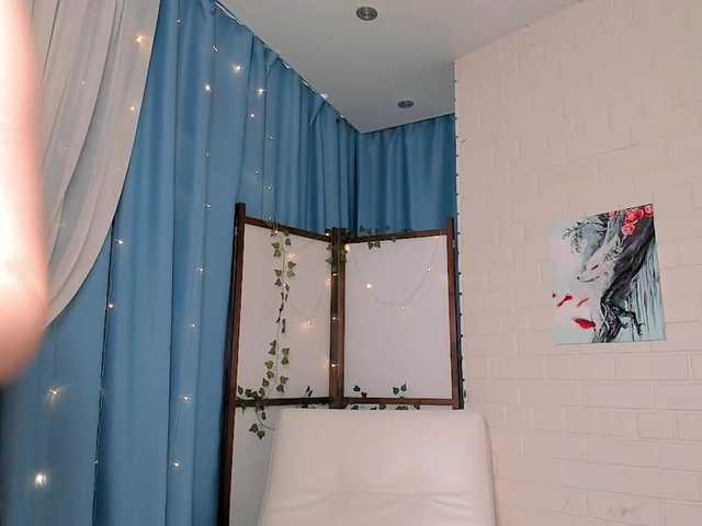 LilithVermillion's BongaCams show and profile