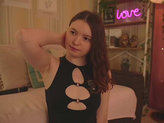 LilithVermillion's BongaCams show and profile