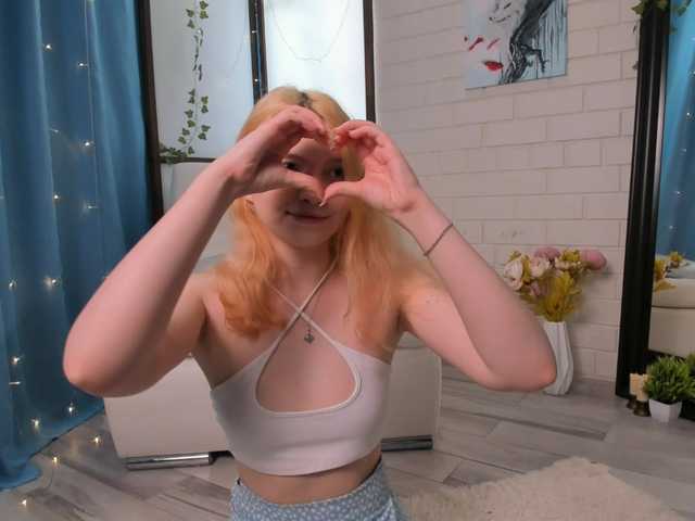 LilithVermillion's BongaCams show and profile