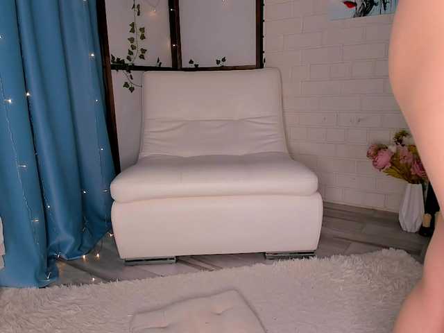 LilithVermillion's BongaCams show and profile