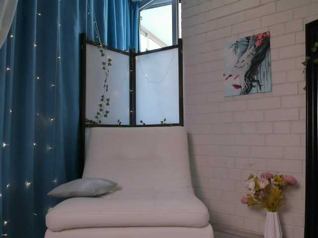 LilithVermillion's BongaCams show and profile