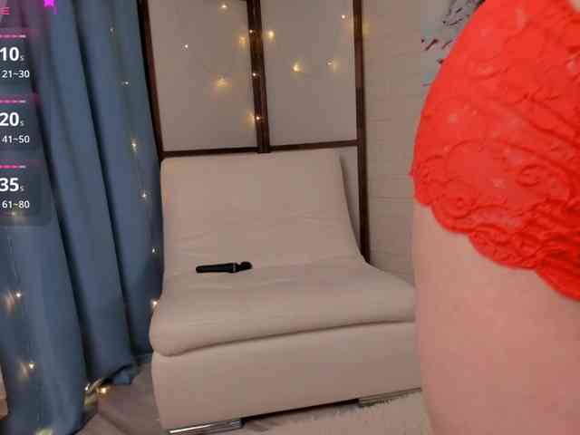 LilithVermillion webcam