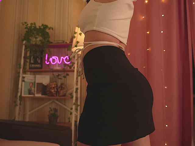 LilithVermillion webcam