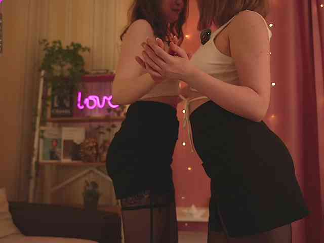 LilithVermillion webcam