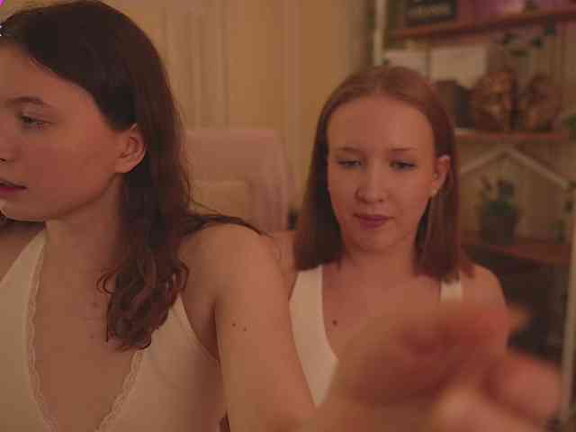 LilithVermillion webcam