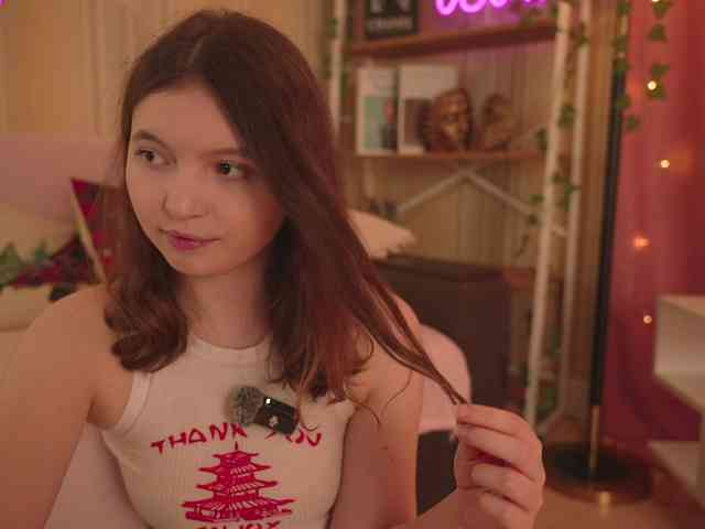 LilithVermillion webcam