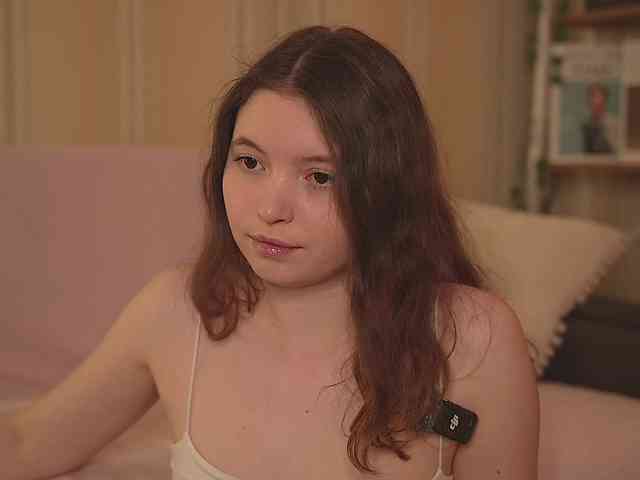 LilithVermillion webcam