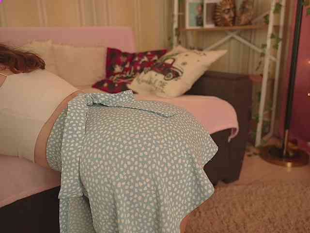 LilithVermillion webcam