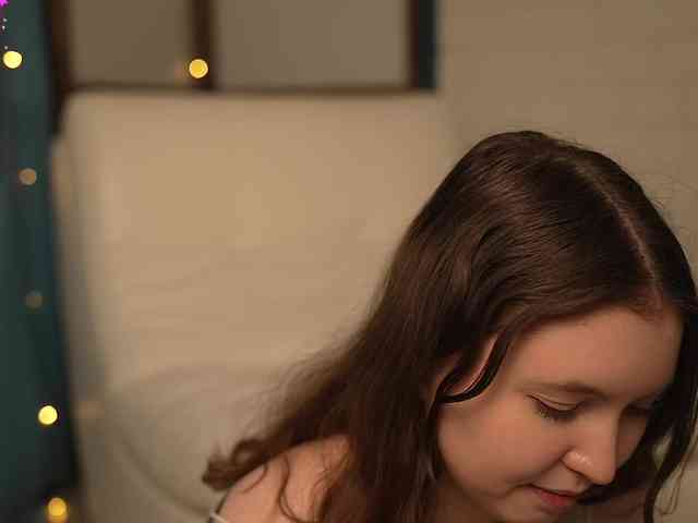 LilithVermillion webcam