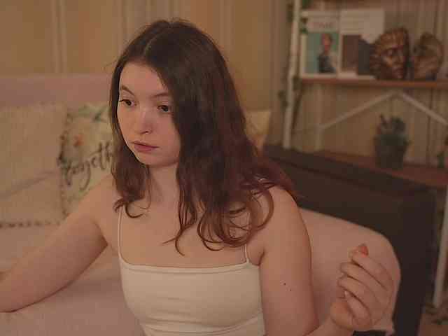 LilithVermillion webcam