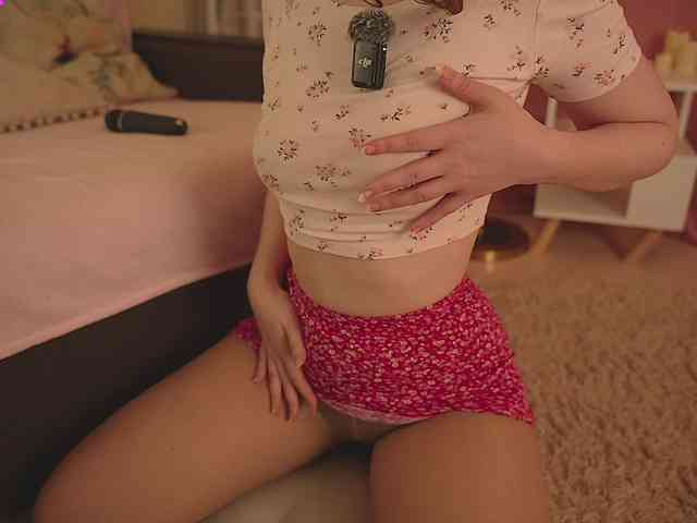 LilithVermillion webcam