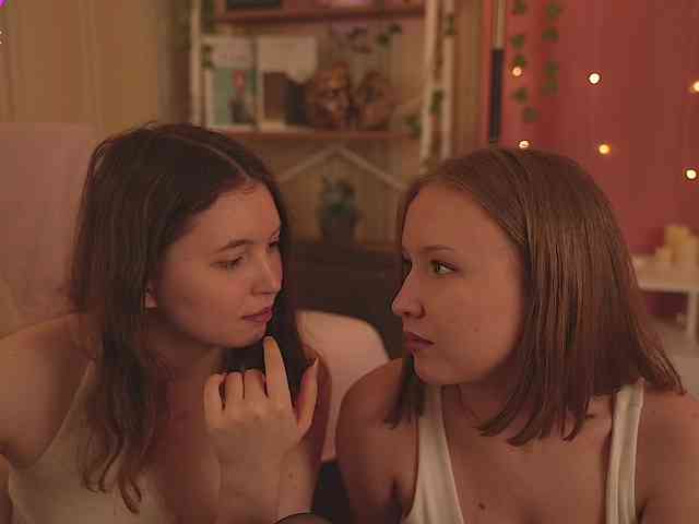 LilithVermillion webcam