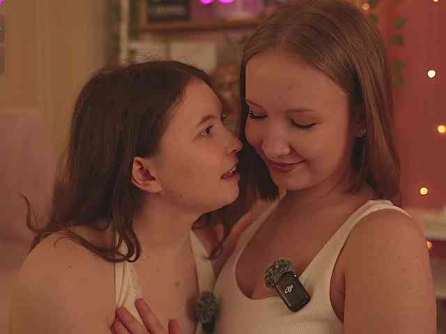 LilithVermillion webcam