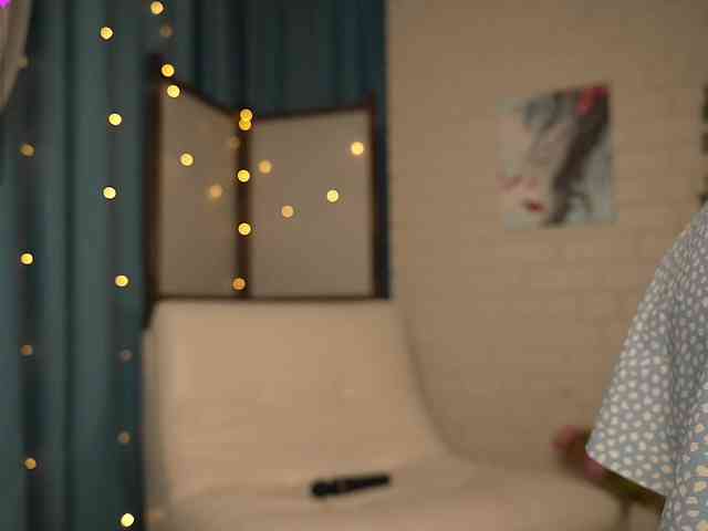 LilithVermillion webcam