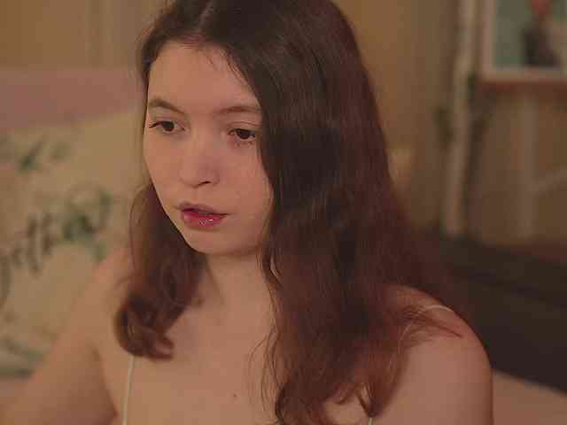 LilithVermillion webcam