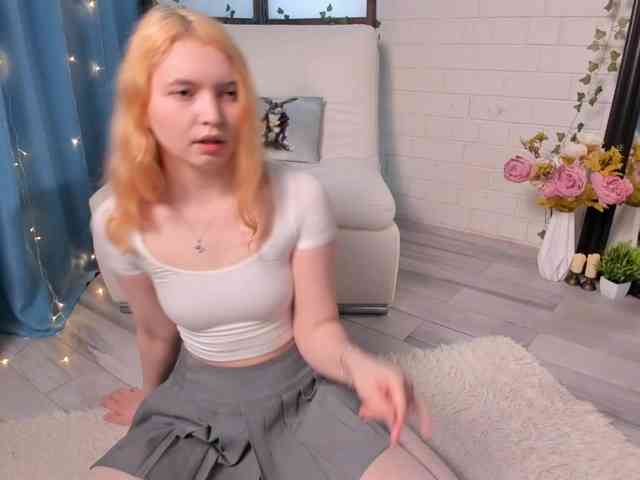 LilithVermillion webcam