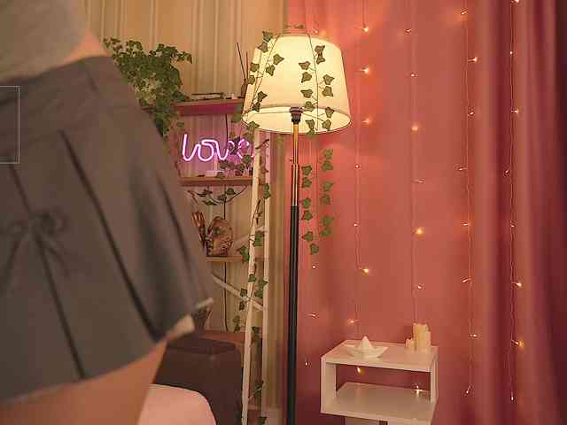 LilithVermillion webcam