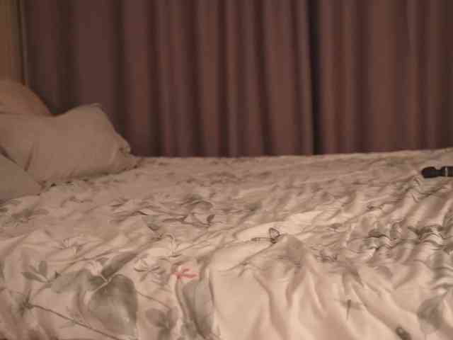 LilithVermillion webcam