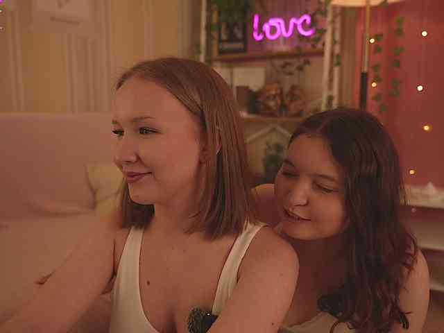 LilithVermillion webcam