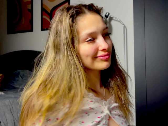 cute-honey's BongaCams show and profile