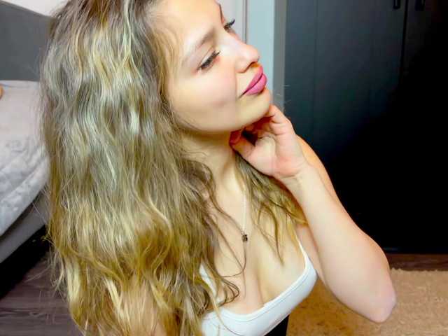 cute-honey's BongaCams show and profile