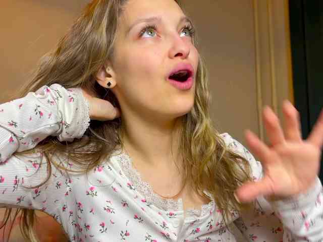 cute-honey webcam