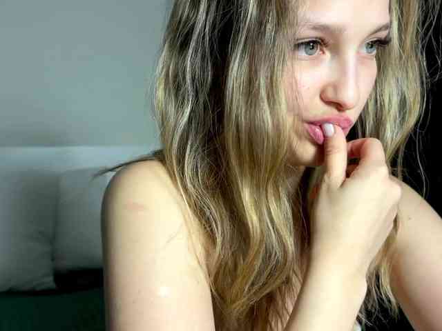 cute-honey webcam
