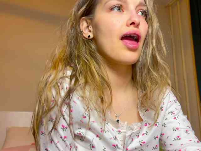 cute-honey webcam
