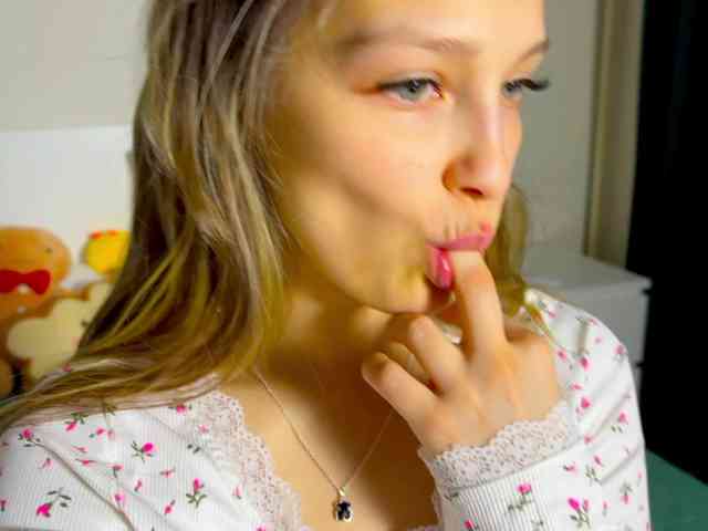 cute-honey webcam