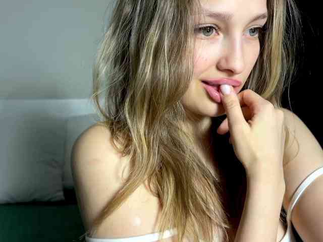 cute-honey webcam