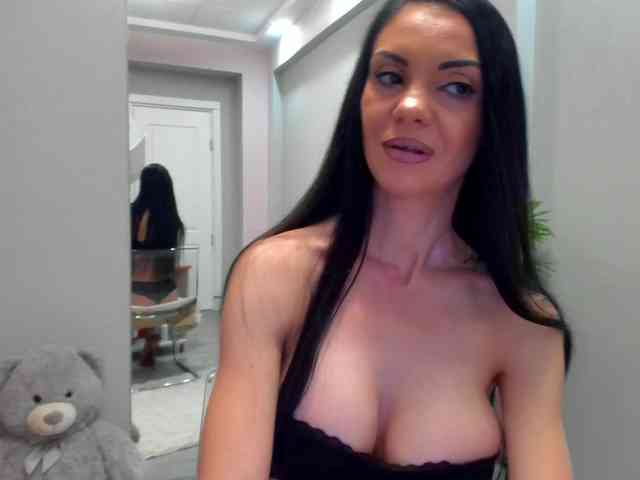 MissDaisy-Xo webcam