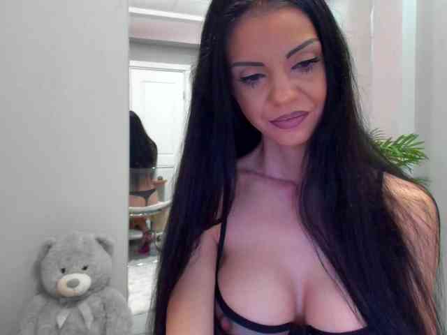 MissDaisy-Xo webcam