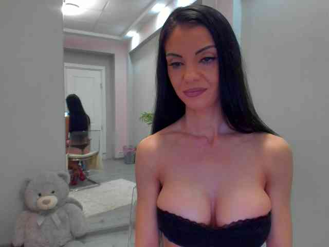 MissDaisy-Xo webcam