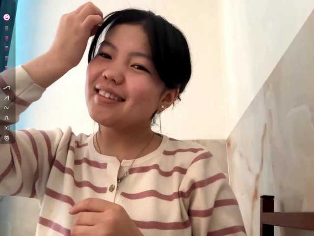 MagdalenaAlouf live cam