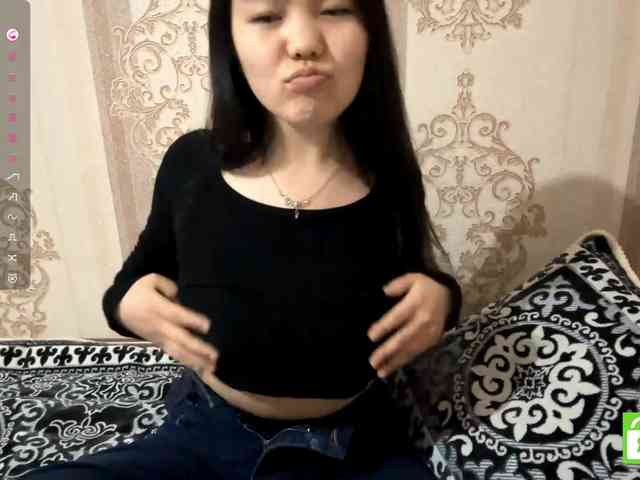 MagdalenaAlouf webcam